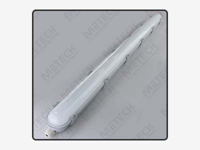 THREE PROOF BRACKET LIGHT